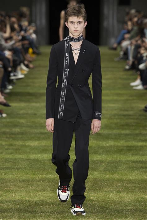 Dior Men Spring 2018 Menswear Collection 